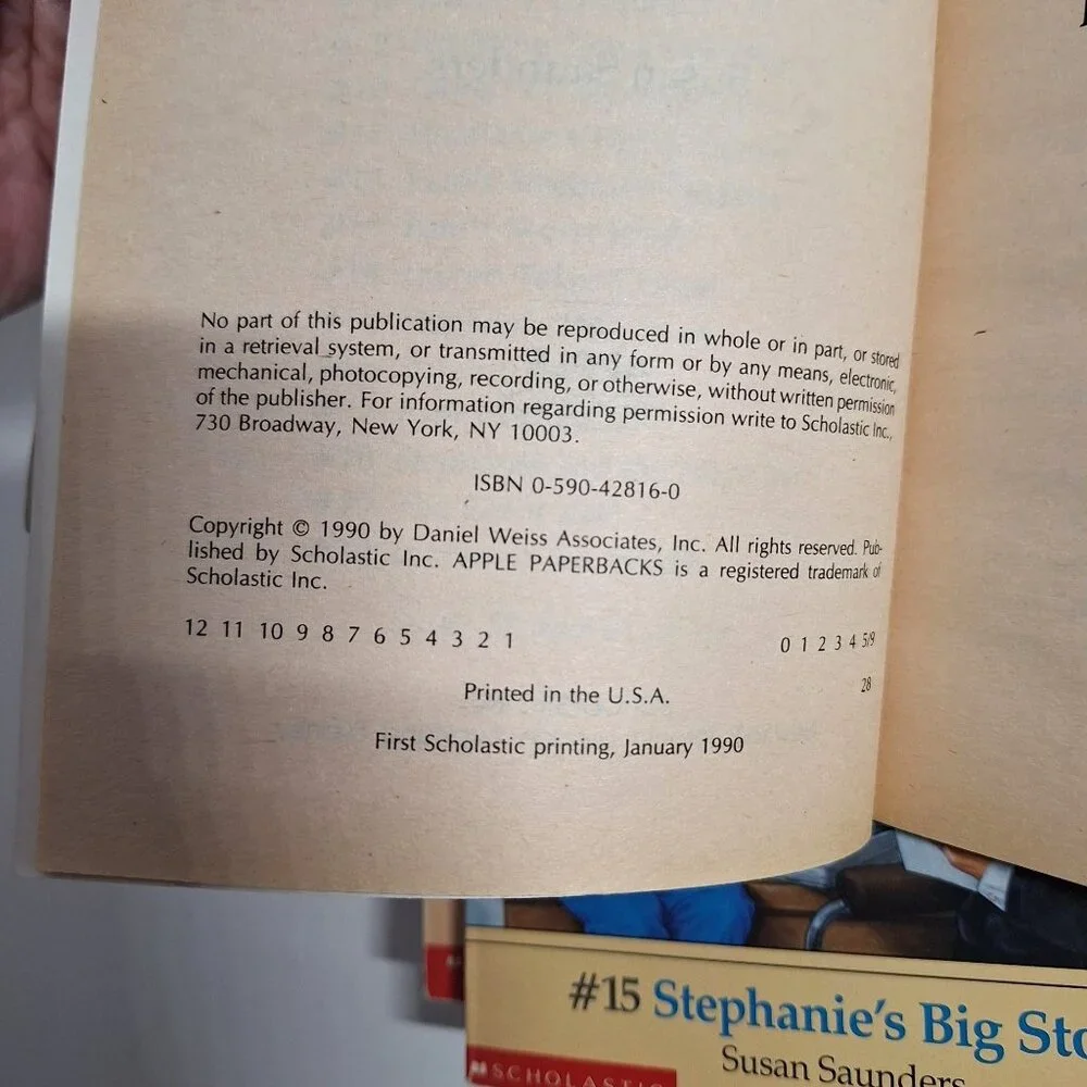 7 Sleepover Friends Book Lot Susan Saunders #s 3 4 6 7 15 20 28 Vintage - Picture 5 of 7